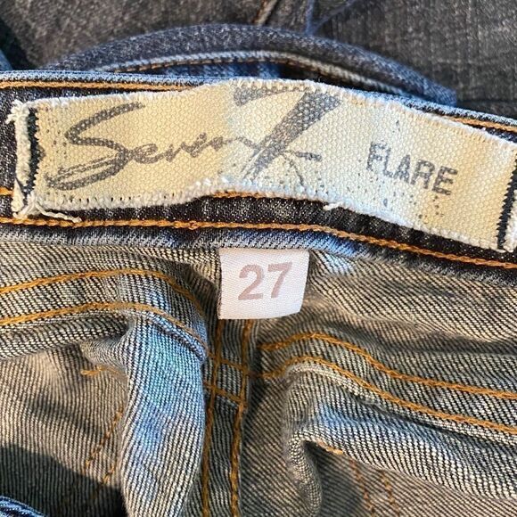 7 FOR ALL MANKIND Sz 27 ‘90s Blue Distressed Ripped Western Flare Stretch Jeans - Picture 9 of 12